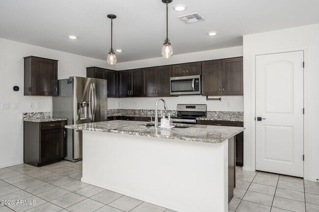 Building Photo - 25854 W Valley View Dr