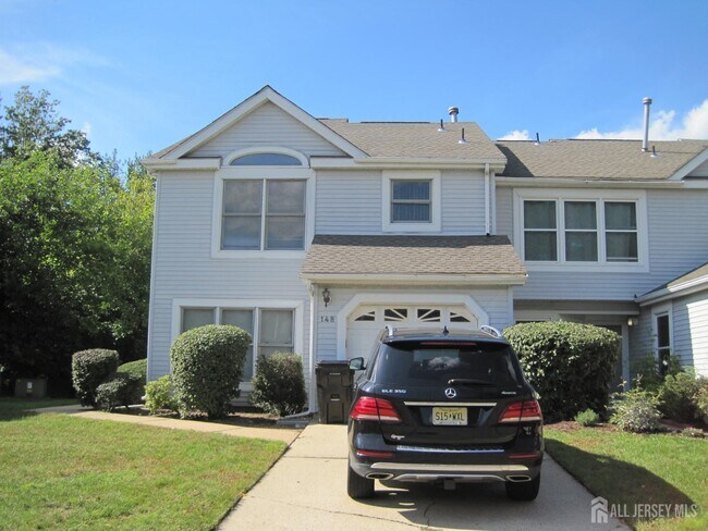 Building Photo - 148 Stults Ln