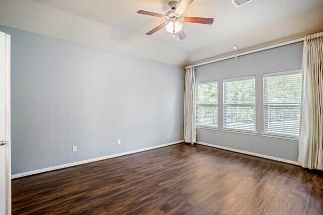 Building Photo - 5319 Claymore Meadow Ln