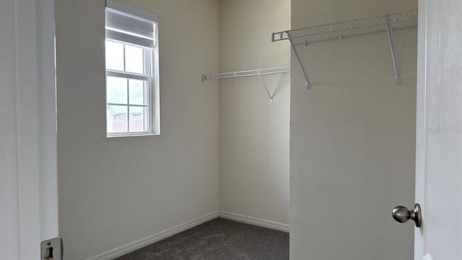 Building Photo - 1280 Cascades Ave