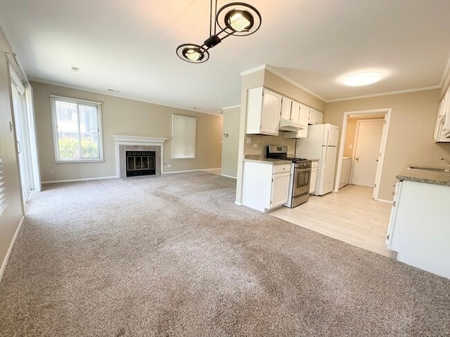 Building Photo - 1344 Barclay Ln