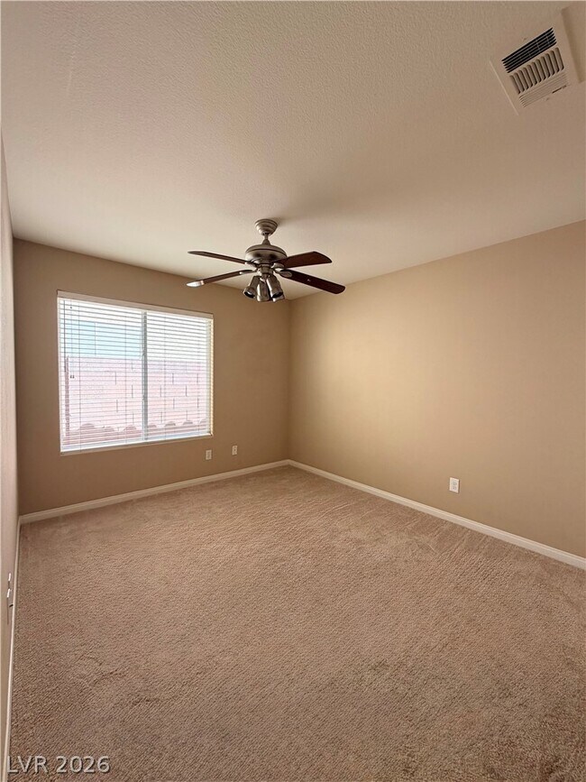 Building Photo - 212 Horizon Peak Dr