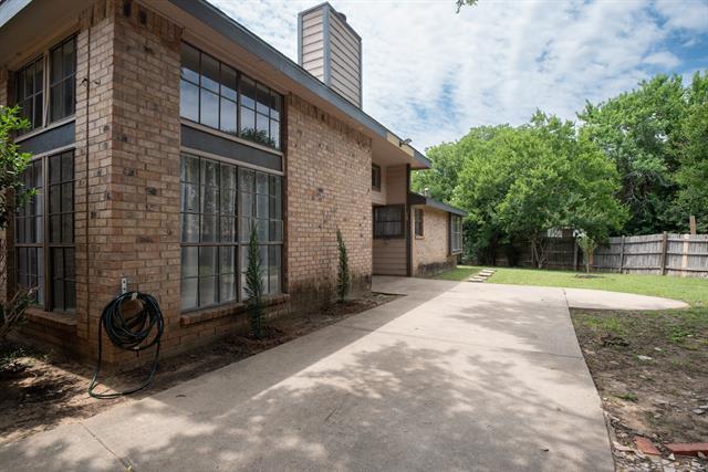 Building Photo - 1355 Glencliff Cir