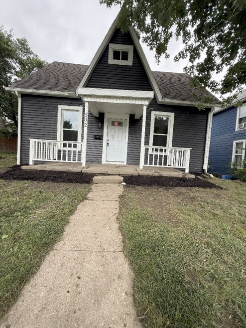Building Photo - 532 E Chillicothe Ave