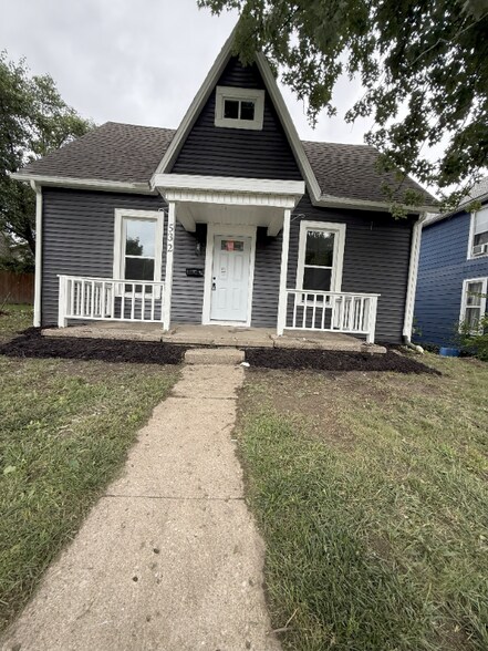 Primary Photo - 532 E Chillicothe Ave