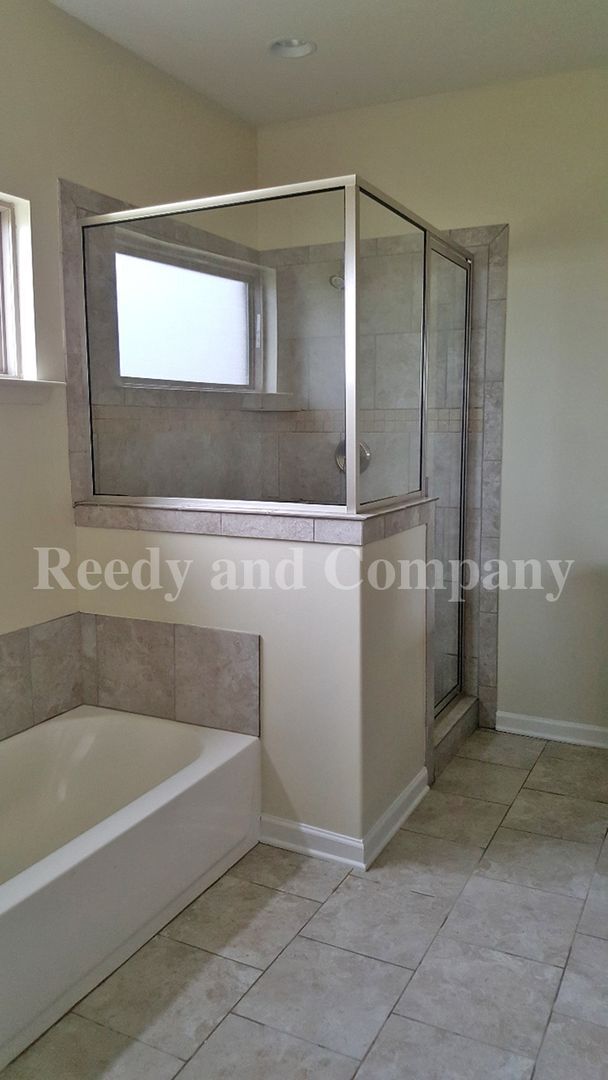 Building Photo - 4264 Blake Cir