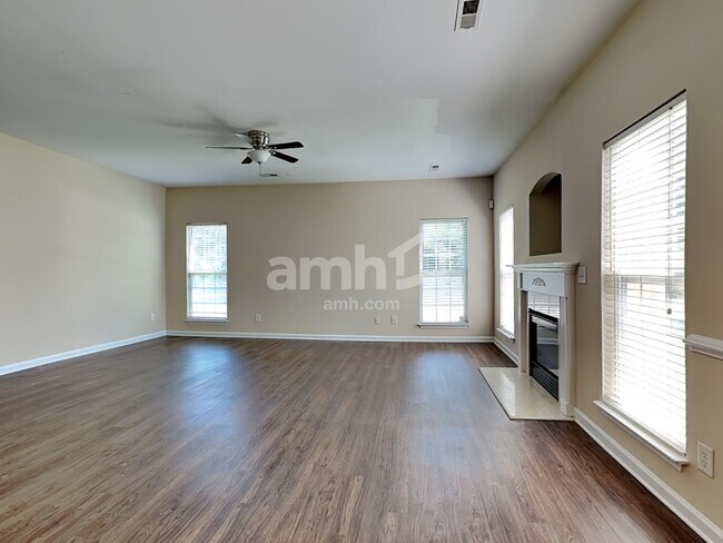 Building Photo - 848 Gehring Drive