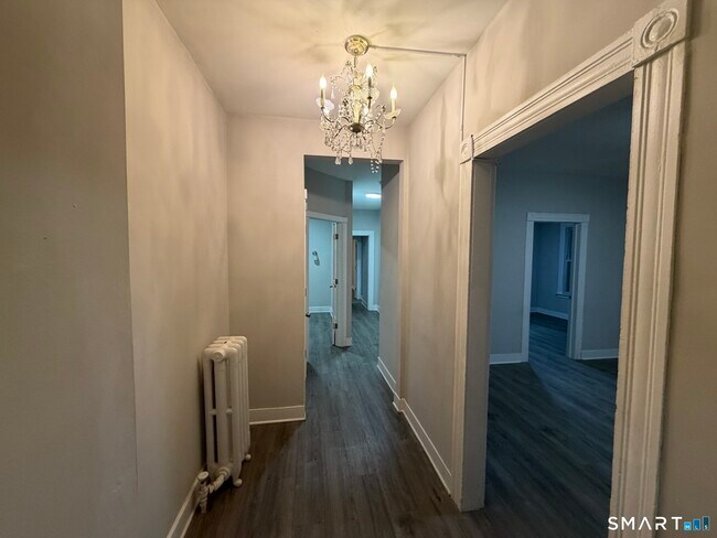 Building Photo - 174 Lamson St