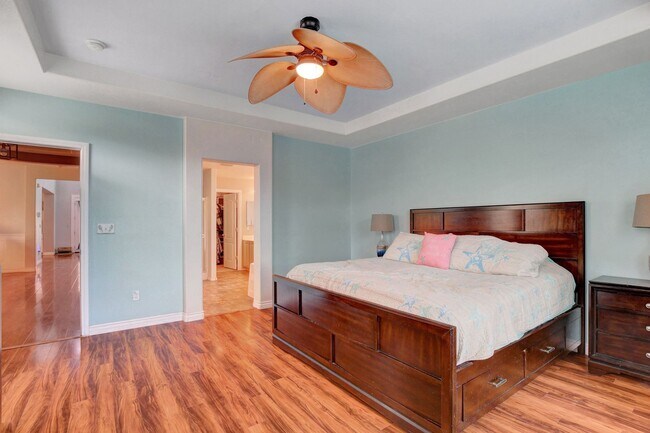 Building Photo - Spacious 4-Bedroom Home for Lease in Gated...