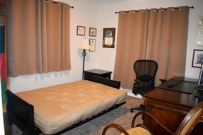 Building Photo - 14 Pierce St.