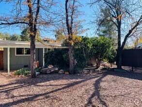 Building Photo - West Sedona