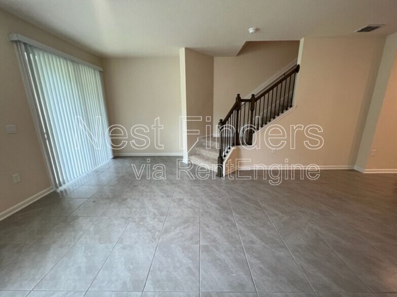 Building Photo - 268 Pasadena Dr