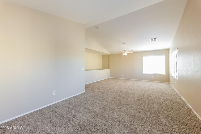 Building Photo - 6720 N 129th Ln