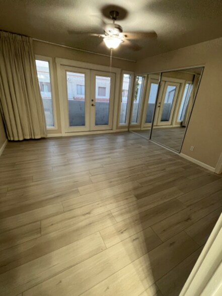 Building Photo - 7023 E 4th St