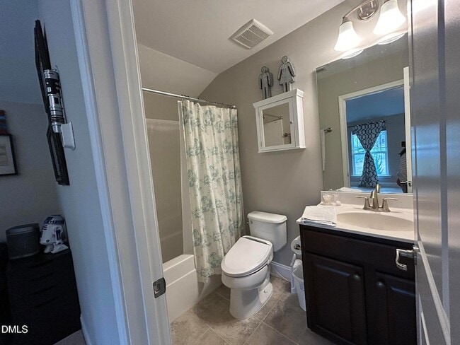 Building Photo - 1028 Topland Ct