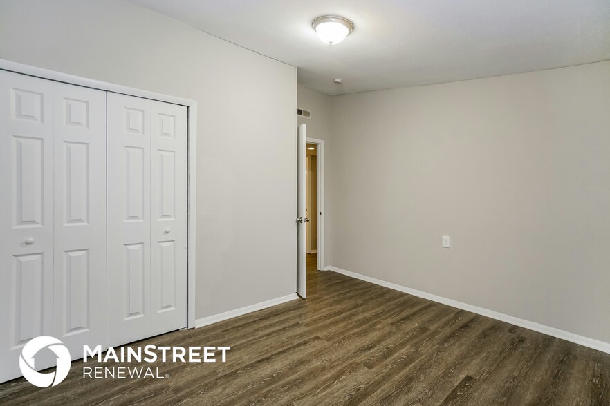 Building Photo - 389 West St