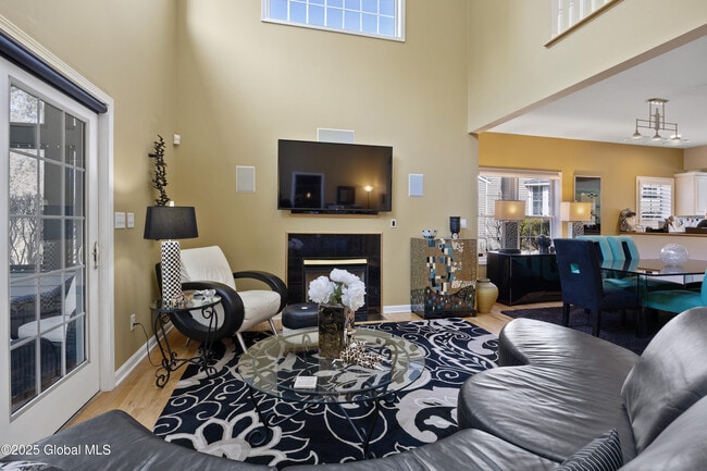 Building Photo - 91 Vista Dr