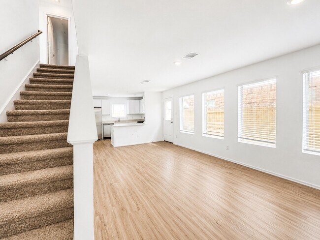Building Photo - 4118 Saw Mill Peak Ln