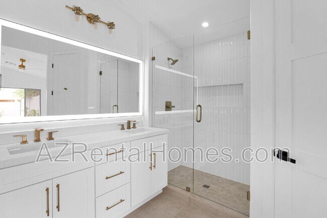 Building Photo - 10431 E Morning Star Dr