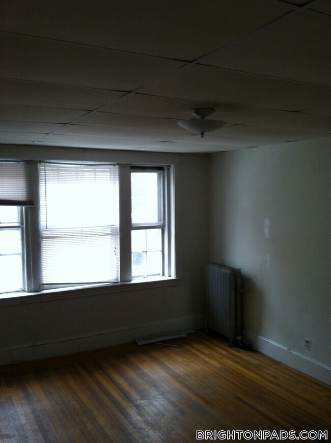 Building Photo - 1615 Commonwealth Ave