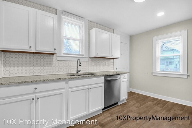 Building Photo - 3 br, 1 bath House - 1701 Kent St