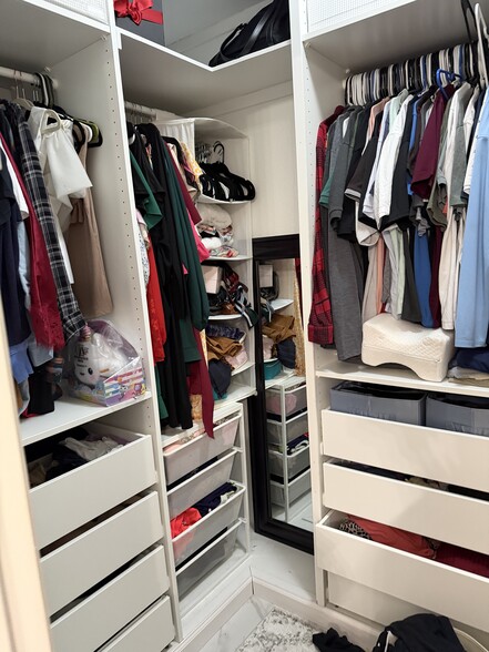 Building Photo - 608 Partridge Dr