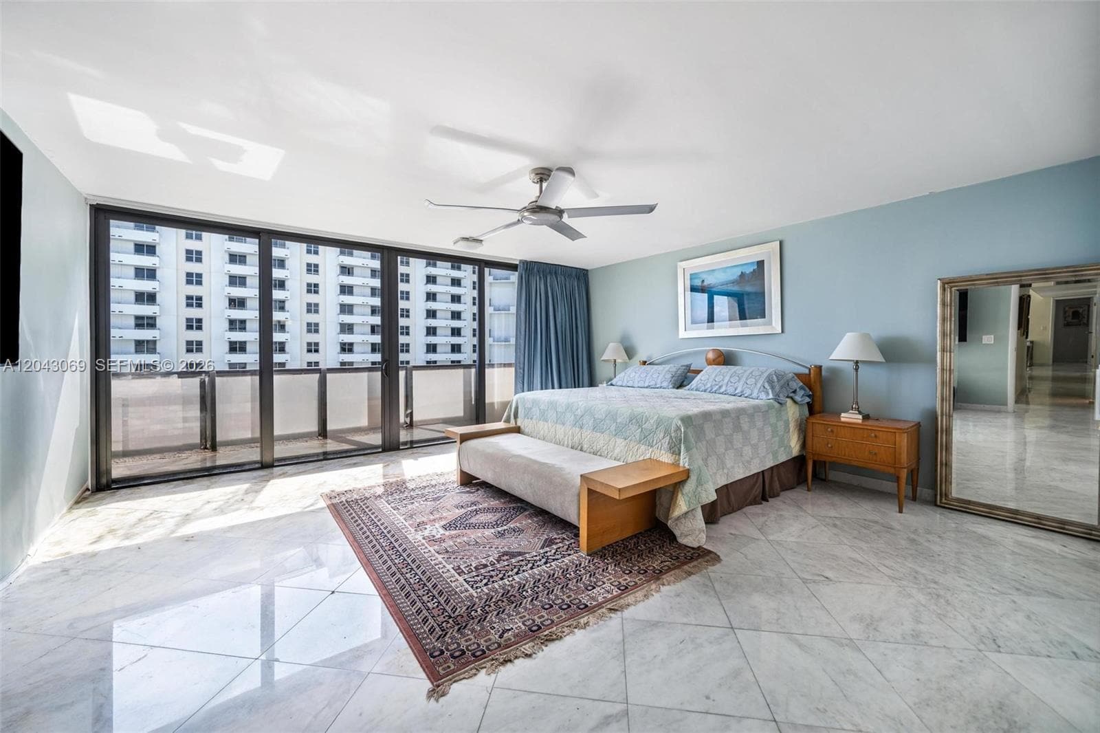 Building Photo - 1623 Collins Ave