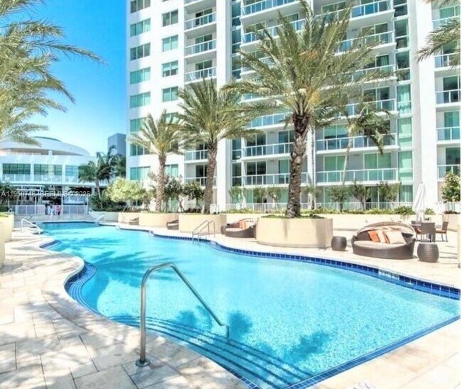 Building Photo - 244 Biscayne Blvd