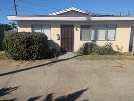 Building Photo - 14008 Los Angeles St