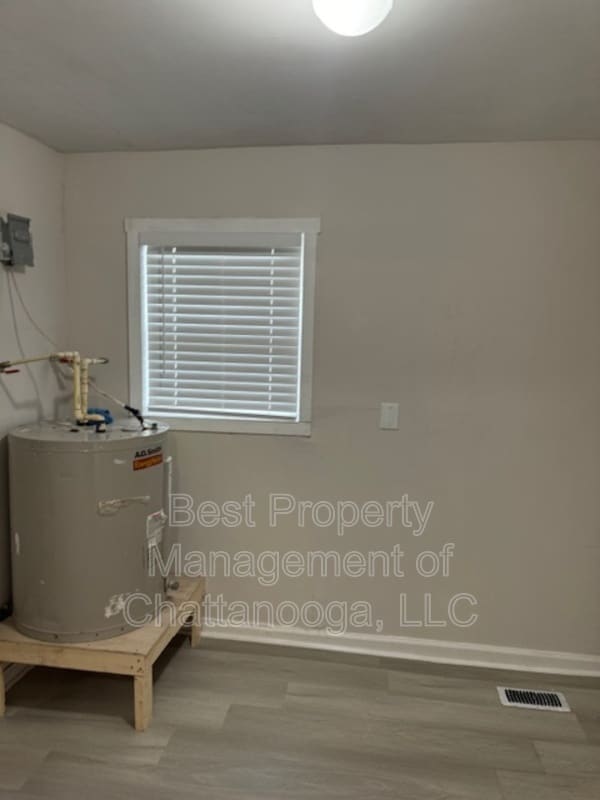 Building Photo - 2205 Rawlings St