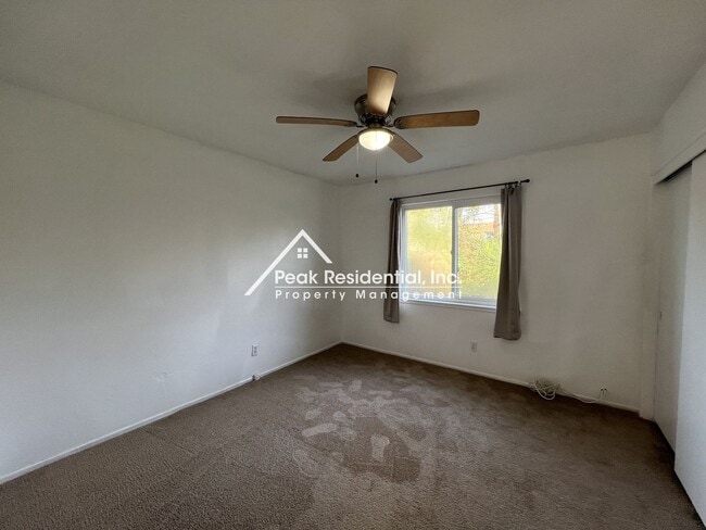 Building Photo - Very Nice 3bd/1ba House with 2 Car Garage