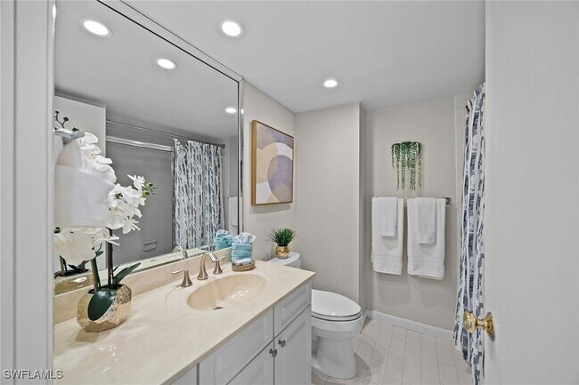 Building Photo - 4401 Gulf Shore Blvd N