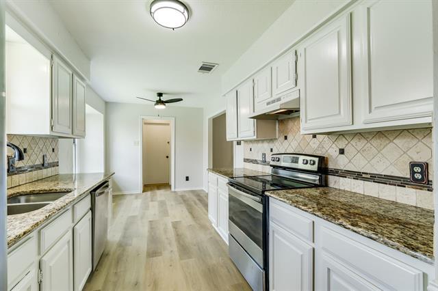 Building Photo - 331 Aspenway Dr