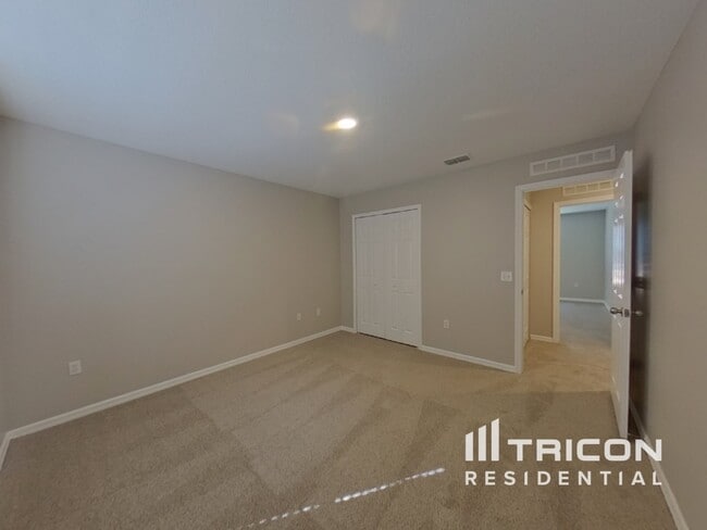 Building Photo - 1814 Torrington Dr