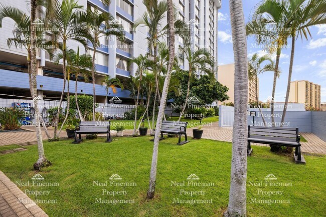 Building Photo - Unfurnished  1 Bed / 1 Bath Condo. 1 assigned covered parking stall. Rent Includes: AC Central, C...