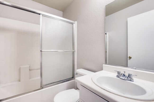 Building Photo - BEAUTIFUL 1 Story, 3 Bedroom 2 Bath Home Near Centennial Hills