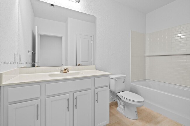 Building Photo - 5025 Armina Pl