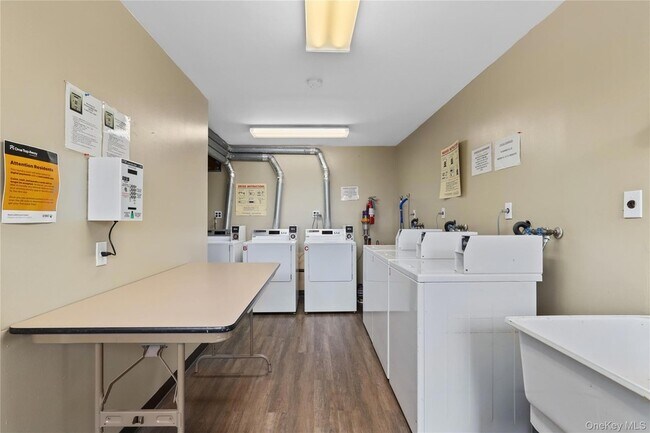 Building Photo - 60 Kensico Rd