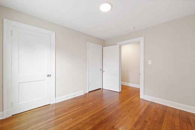 Building Photo - Remodeled 2 Bed & 1 Bath Home in Downtown Durham with Fenced yard!