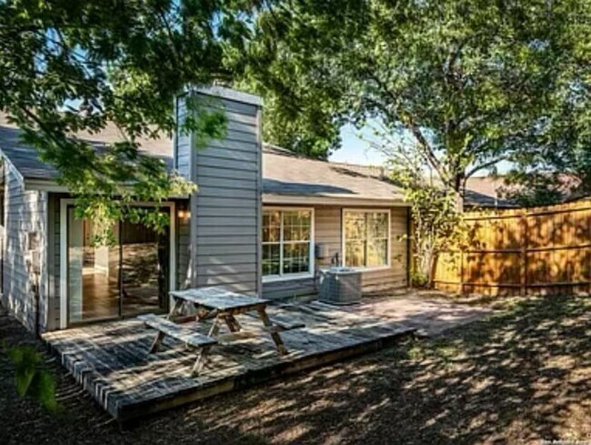 Building Photo - 3936 Heritage Hill Dr