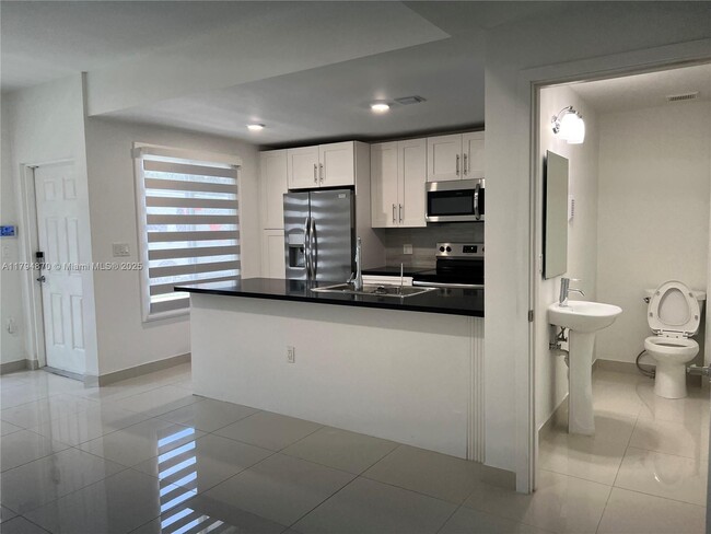 Building Photo - 13944 SW 259th Way