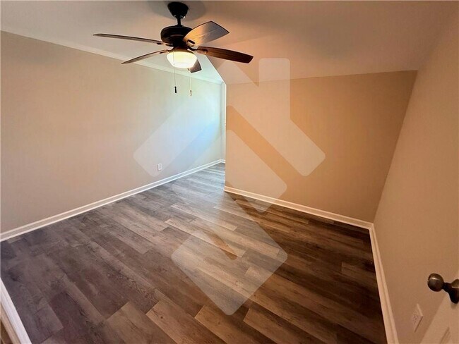 Building Photo - 3670 Gravitt Rd