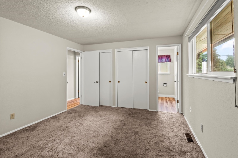 Building Photo - 10914 93rd Ave SW