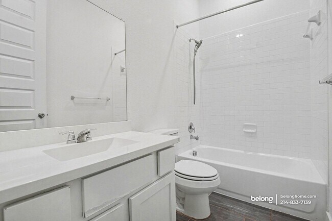 Building Photo - 3801 Blue Yucca Ln