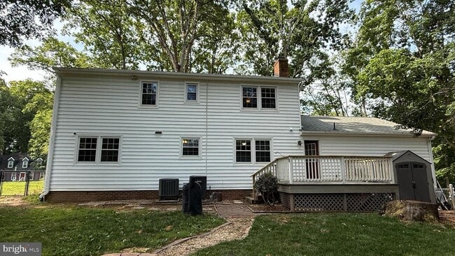 Building Photo - 4015 Duke Of Gloucester St