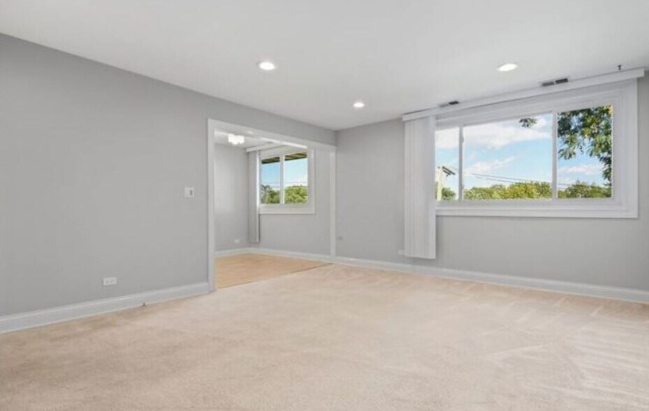 Building Photo - 2600 Brookwood Way Dr