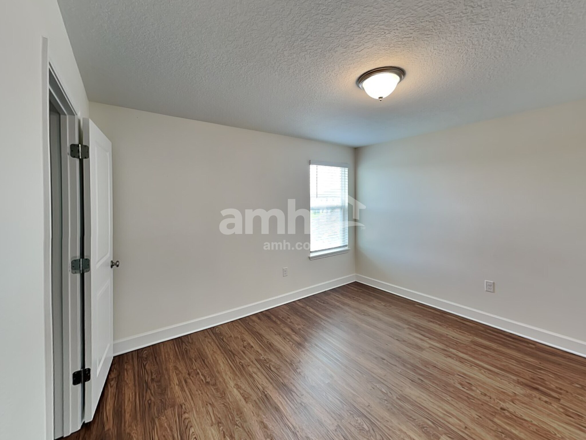 Building Photo - 4832 Reisswood Loop