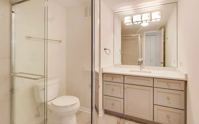 Building Photo - 505 N Lake Shore Dr