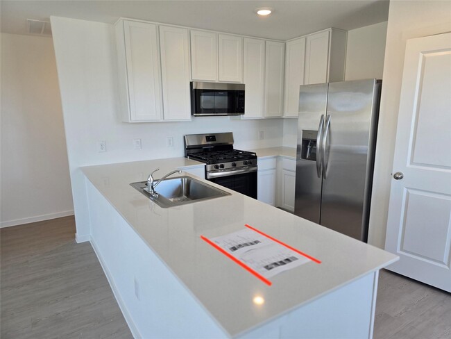 Building Photo - 28747 Bottom Grass Trl