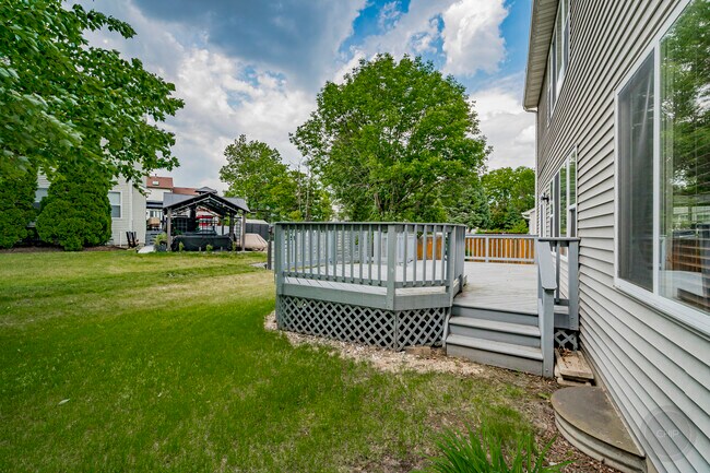 Building Photo - 2631 Flagstone Cir